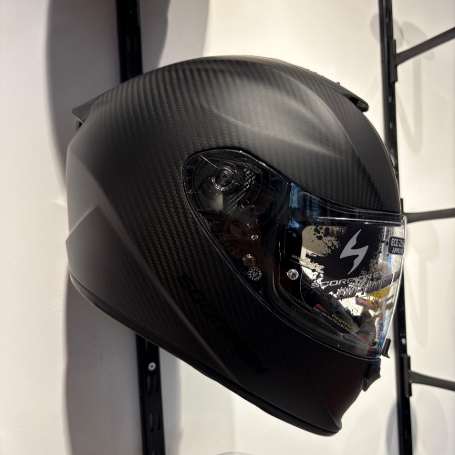 Scorpion EXO 1400 Evo II Air Carbon Mat Siyah