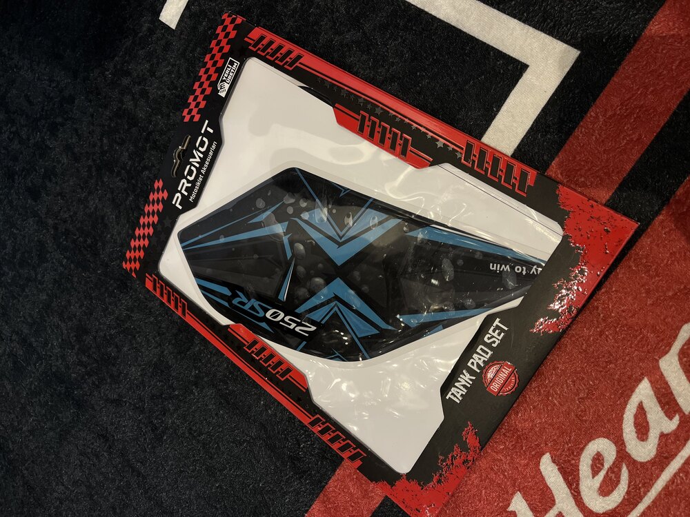 250 SR TANK PAD M03