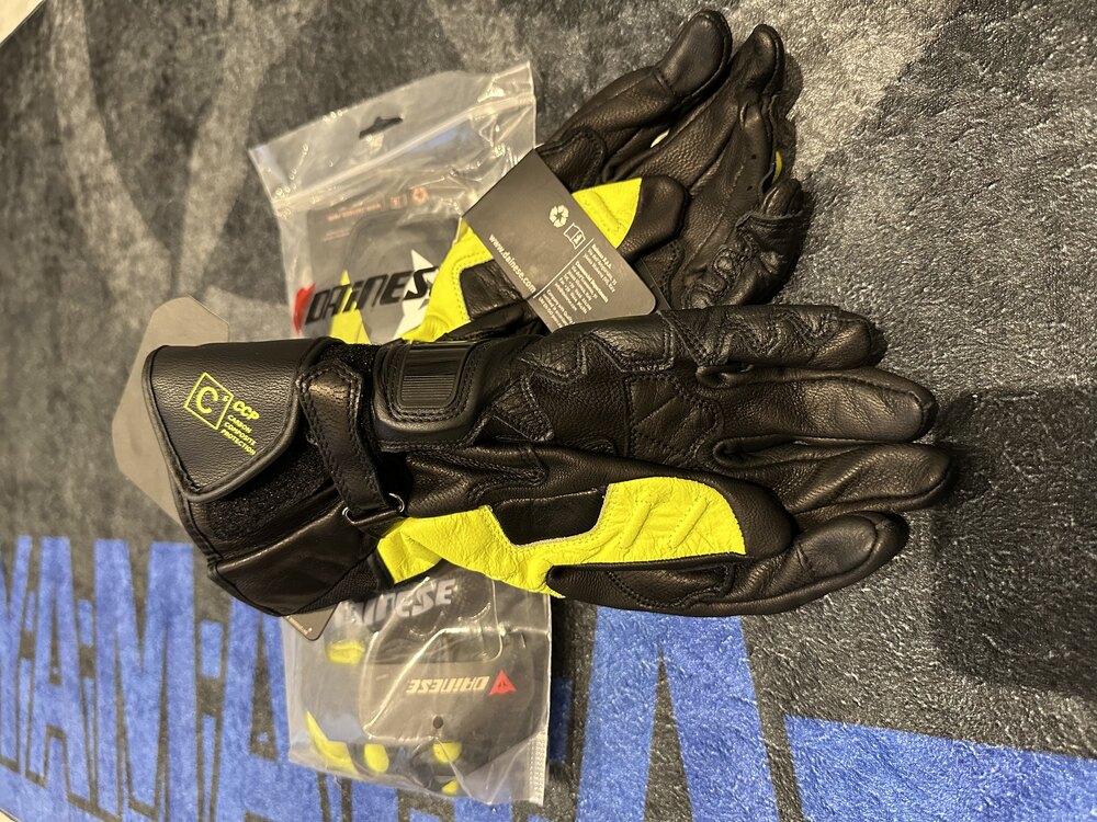 DAİNESE FULL SARI SİYAH HAKİKİ DERİ ELDİVEN