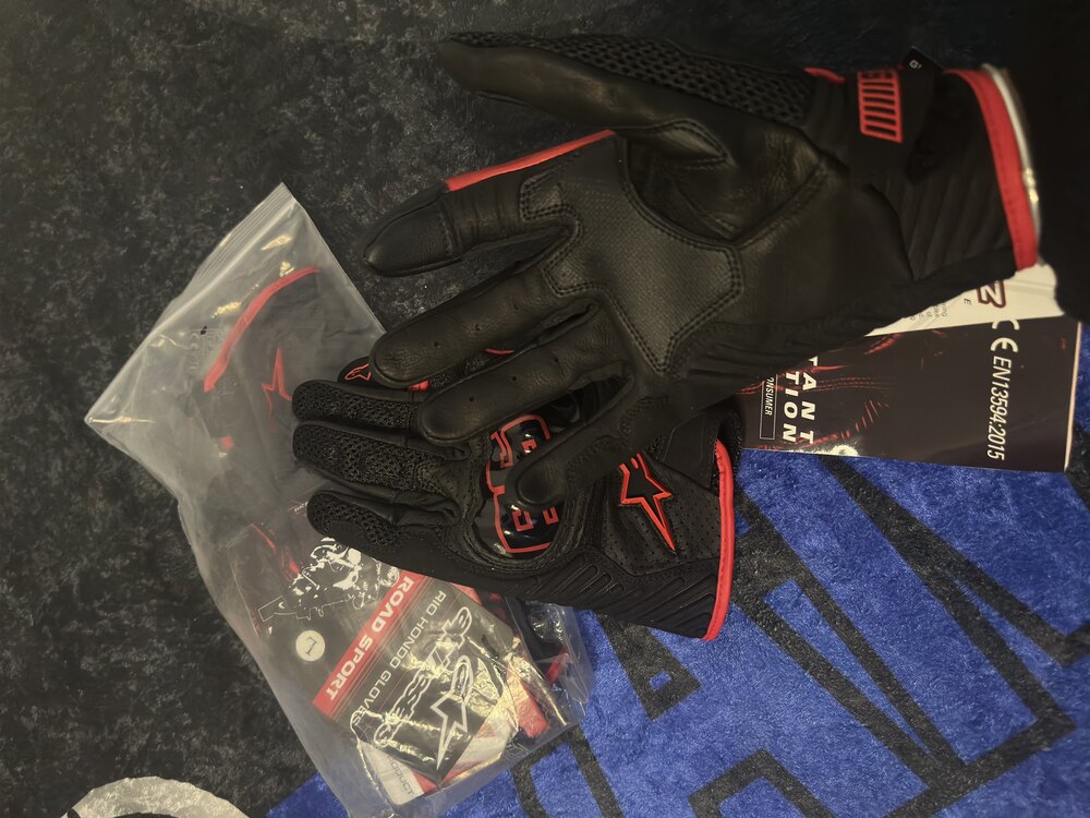 ALPİNESTARS SİYAH KIRMIZI HAKİKİ DERİ ELDİVEN M03