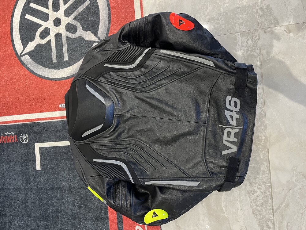 DAİNESE HÖRGÜÇLÜ HAKİKİ DERİ MOTOSİKLET MONTU M09